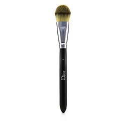 Christian Dior Dior Backstage Light Coverage Fluid Foundation Brush 11  --- By Christian Dior